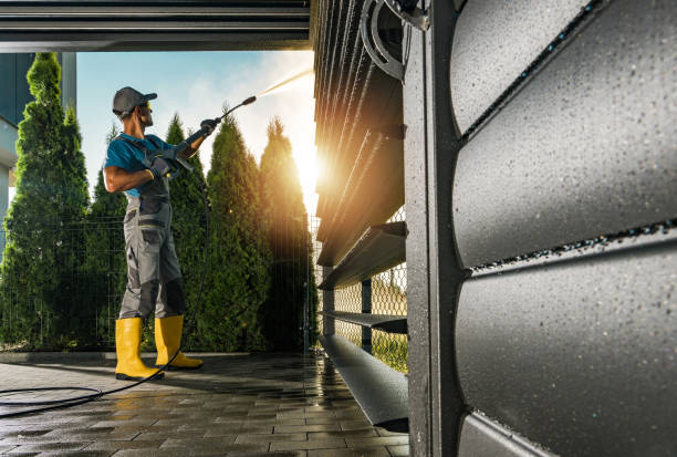 Best Deck and Patio Pressure Washing in Freedom, CA